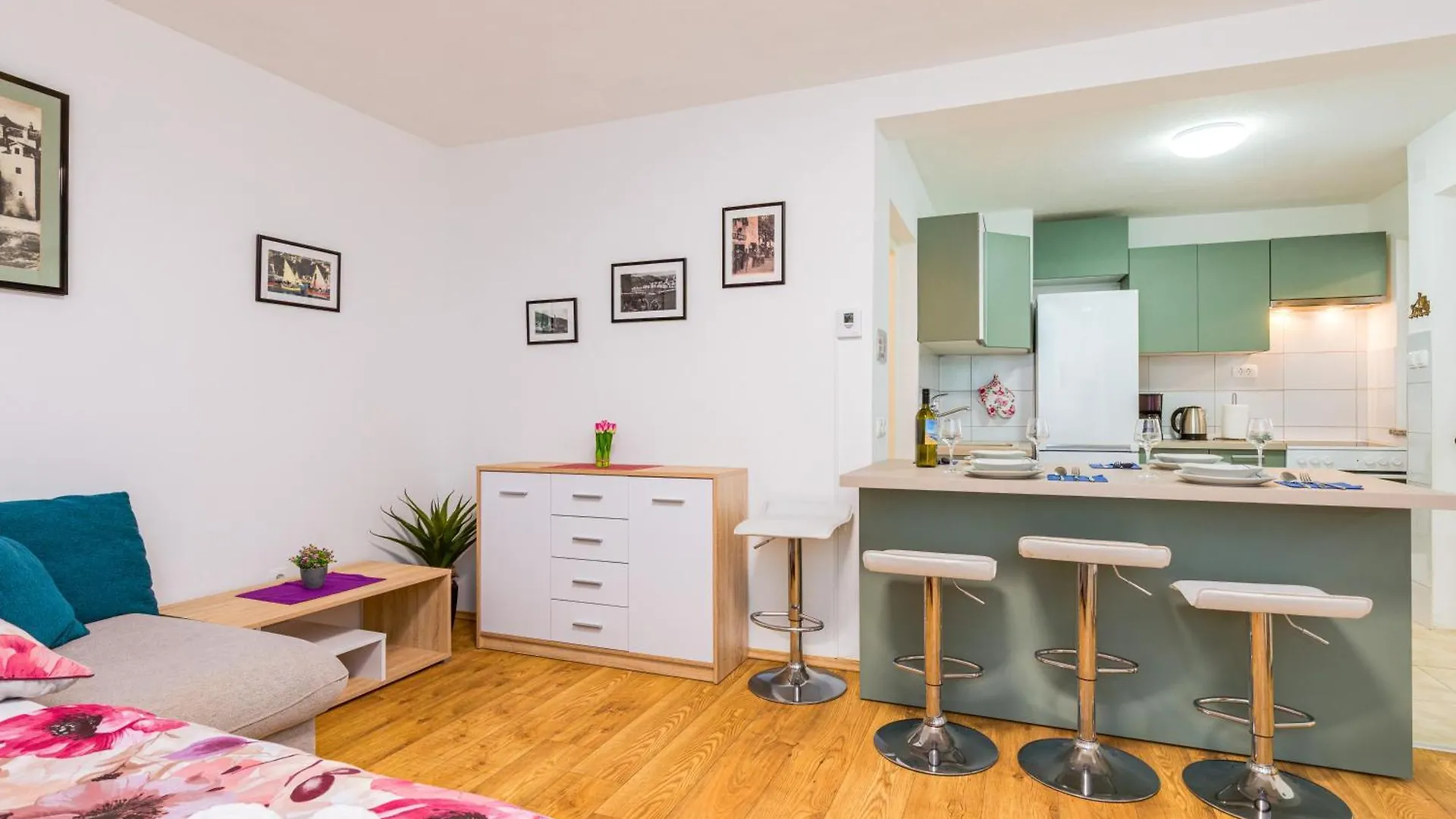 Apartment Vida 1Floor In The Old Part Of Baska